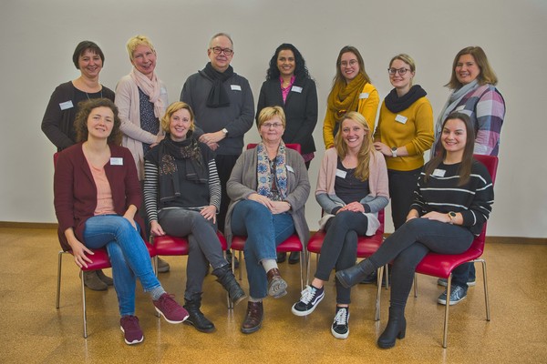 Ein Gruppenbild vom Team der Tagesklinik für Psychosomatische Medizin und Psychotherapie. Bildquelle: LWL/Dally